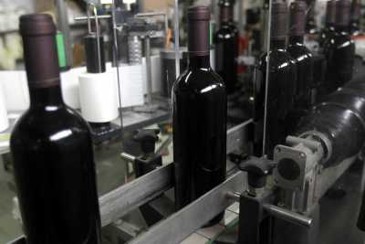 Χανιά: Αναγγελία έναρξης λειτουργίας εμφιαλωτηρίων κρασιών