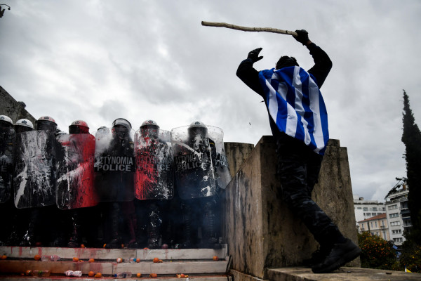 Ανδρες της ΕΛ.ΑΣ: «Μεροκάματο του τρόμου» - Θέλουν να μας κάψουν ζωντανούς