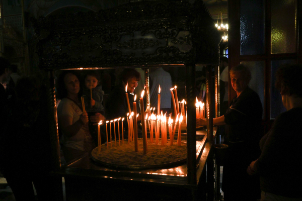 Η ακολουθία του Ακάθιστου Ύμνου σήμερα - Δείτε LIVE τη λειτουργία