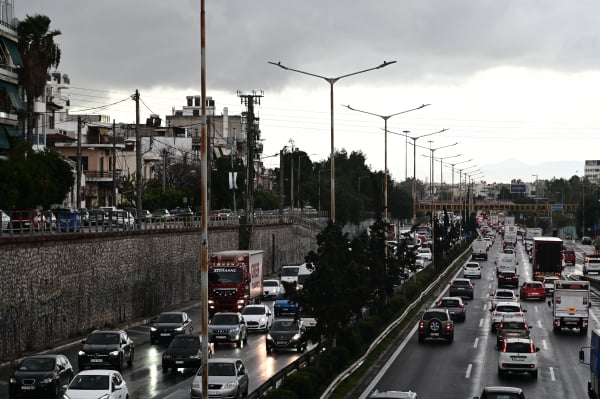 Καραμπόλα οκτώ οχημάτων στην Κατεχάκη - Κυκλοφοριακές ρυθμίσεις στο σημείο