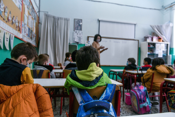 Σχολεία: Πότε κλείνουν φέτος για Χριστούγεννα