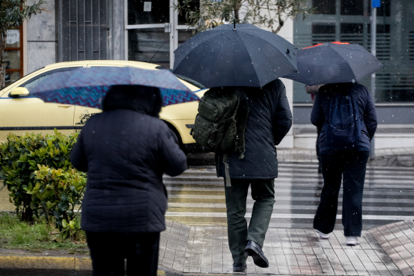 Αλλάζει ο καιρός με βροχές και χιόνι, αναλυτικά η πρόγνωση