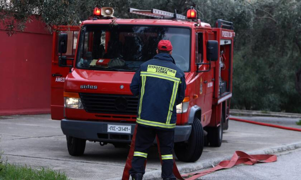 Φωτιά τώρα σε Άρτα και Καλαμπάκα, επιχειρούν εναέριες δυνάμεις