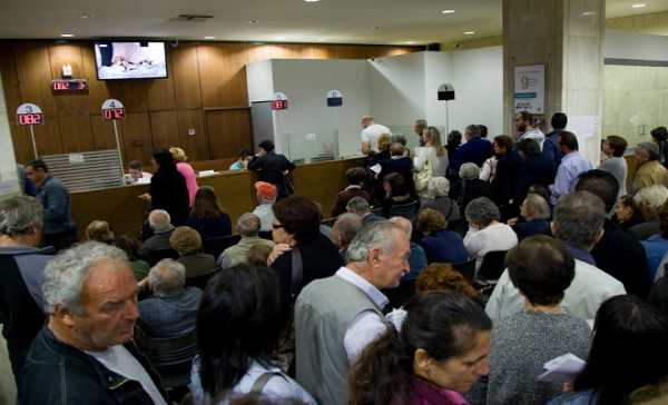 Σηκώνουν και πάλι τις καταθέσεις από τα σενάρια για λύση «Κύπρου»