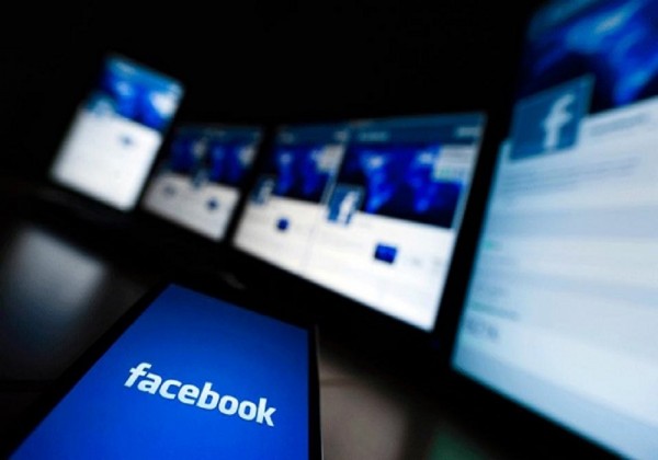 To Facebook «πέρασε» για πορνό πίνακα του Κουρμπέ