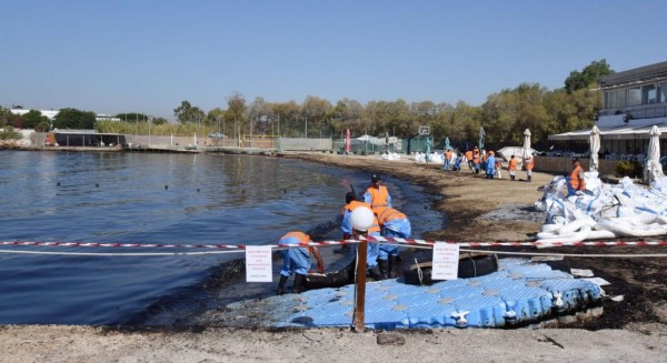 Η πορεία εργασιών αντιρρύπανσης του Σαρωνικού Κόλπου