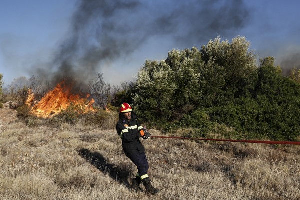 Ελεύθεροι οι Ρομά που κατηγορούνται για εμπρησμό στην Κέρκυρα