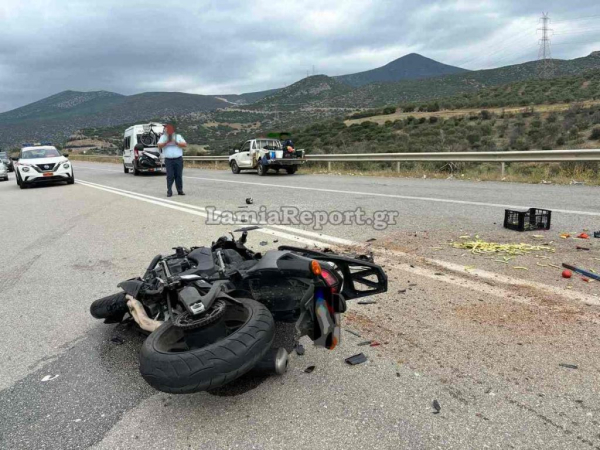 Λαμία: Θρήνος στην άσφαλτο - 44χρονος πολύτεκνος γιατρός σκοτώθηκε σε τροχαίο με αγροτικό