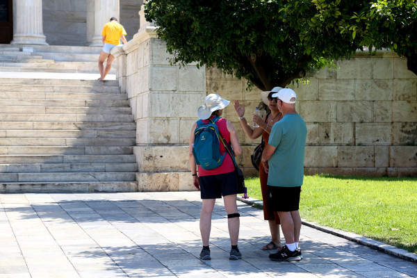 Τα μέτρα της Ελλάδας για τον τουρισμό λόγω Brexit