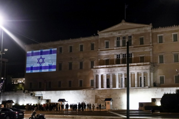 Κωνσταντοπούλου: Η Βουλή βάφτηκε με τα χρώματα ενός κράτους που εγκληματεί κατά του διεθνούς κράτους δικαίου