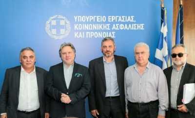 ΕΕΑ: Η Κυβέρνηση &quot;κρύβεται&quot; πίσω από τους δανειστές για το Ασφαλιστικό