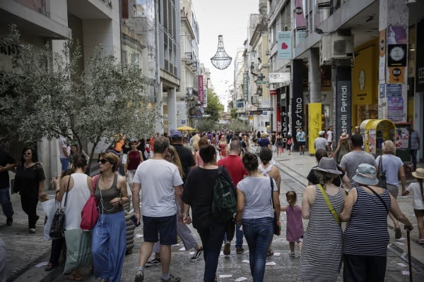 Ξεκινά ο Γολγοθάς πληρωμής των φόρων - Πάνω από 6 δισ. φόροι μέσα σε λίγους μήνες