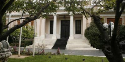 Ο Πρωθυπουργός θα χειριστεί προσωπικά τους πλειστηριασμούς