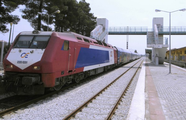 ΤΡΑΙΝΟΣΕ: Προκήρυξη για 60 προσλήψεις μηχανοδηγών