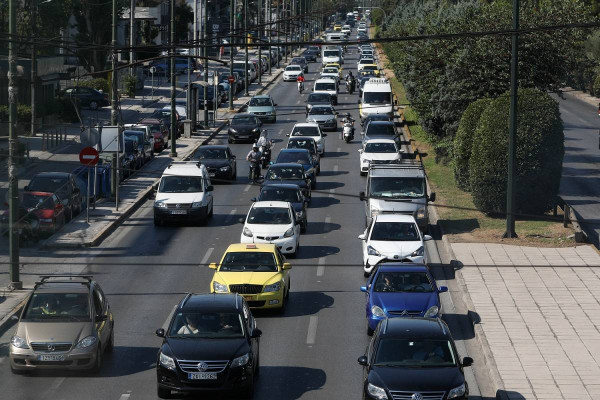 Πώς γίνεται η μετακίνηση στα συνεργεία αυτοκινήτων