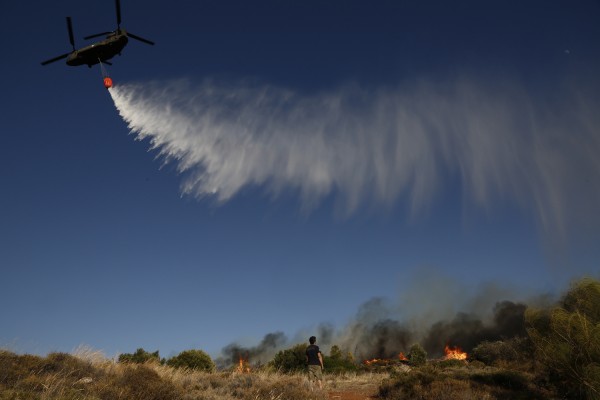 Ιδιαίτερα υψηλός ο κίνδυνος πυρκαγιάς και για αύριο