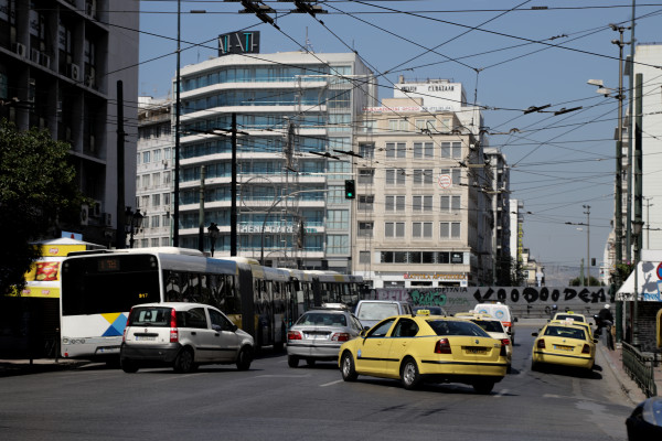 Παρατείνεται η ισχύς για άδειες οδήγησης και πιστοποιητικά Επαγγελματικής Ικανότητας