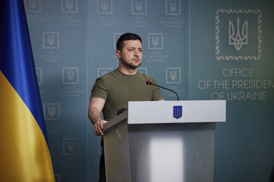 Ουκρανία: «Ο στρατός δίνει μια "δύσκολη μάχη" στο Ντονμπάς», δηλώνει ο Ζελένσκι