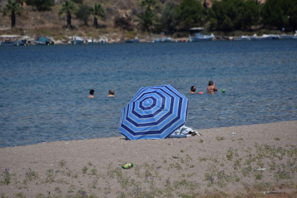 Καιρός αύριο: Καύσωνας σε όλη τη χώρα, μέχρι και 39 βαθμούς θα δείξει ο υδράργυρος