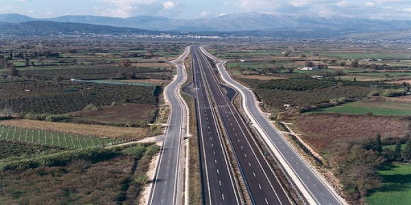 Κλειστή η εθνική οδό Θεσσαλονίκης - Ν. Μουδανιών λόγω δοκιμαστικής παρέλασης