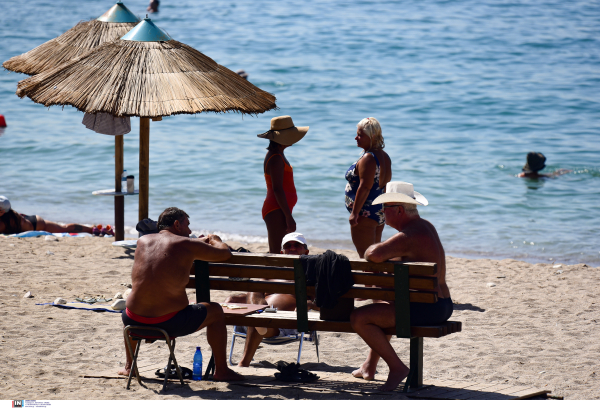 Καιρός σήμερα: Ποιός χειμώνας; Σταθερά στους 28 βαθμούς η θερμοκρασία - Πότε «χαλάει»