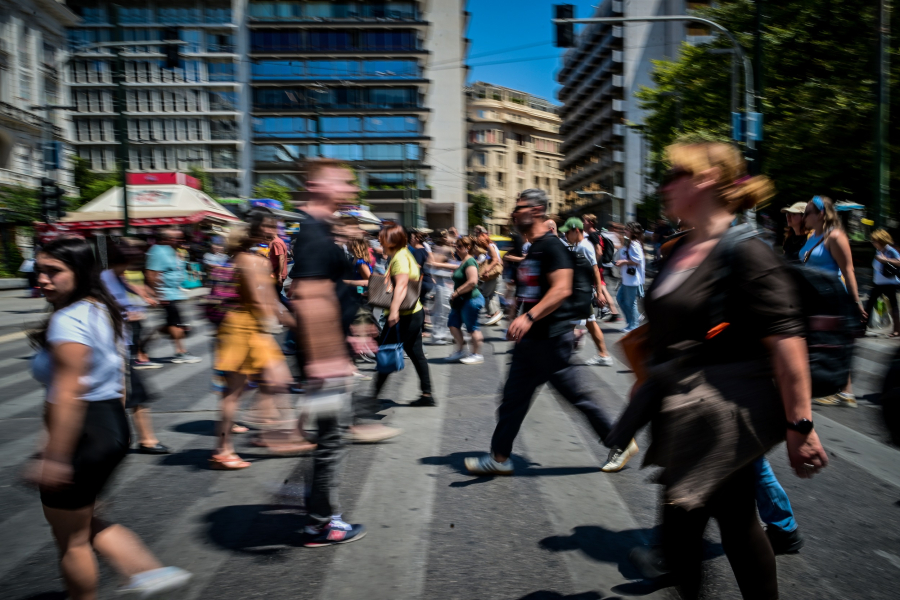 Τέλος επιτηδεύματος: Καταργείται οριστικά για όλους