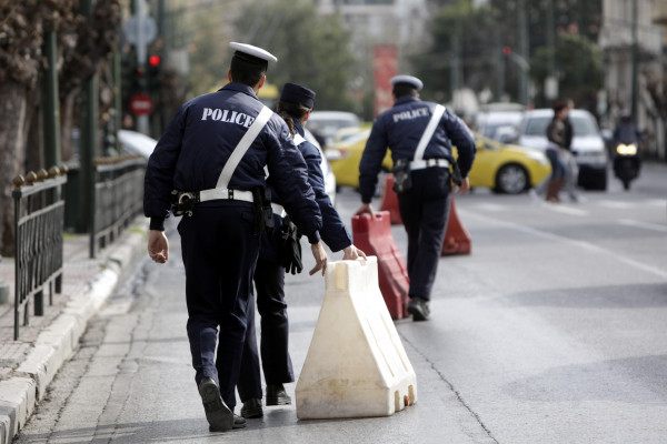 Κυκλοφοριακές ρυθμίσεις στη Λεωφόρο Αμφιθέας