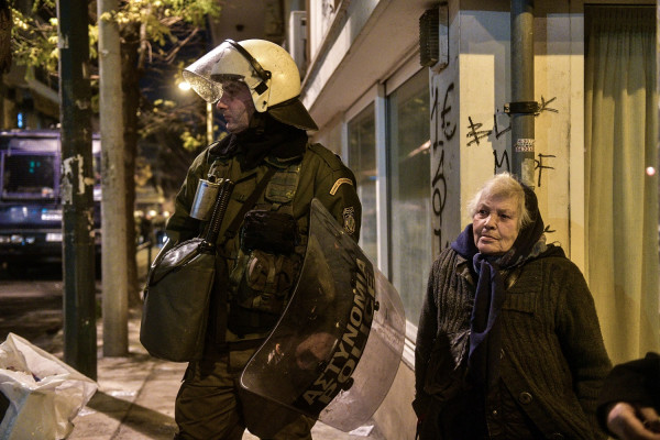 Στον εισαγγελέα οι 13 συλληφθέντες στις καταλήψεις στο Κουκάκι