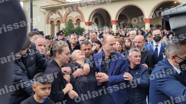 Τέμπη: «Όχι κοριτσάρα μου, όχι ξανθούλα μου», συγκλονίζει η μητέρα της Κλαούντια