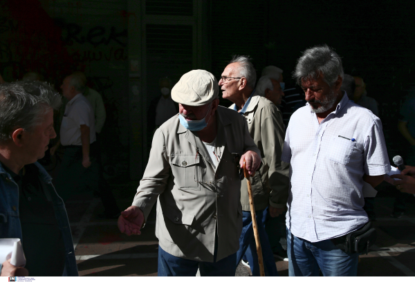 Πληρωμές συντάξεων Νοεμβρίου: Ποιοι πληρώνονται, ημερομηνίες, ΙΚΑ, ΟΑΕΕ, ΝΑΤ