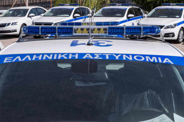 Το σπίτι όπου έγινε το διπλό φονικό στο Λουτράκι (pics)