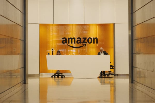 Η Amazon επιστρέφει στα προ πανδημίας δεδομένα: Στο γραφείο για 5 ημέρες την εβδομάδα οι εργαζόμενοι