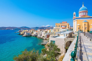 Τριήμερο της τελευταίας στιγμής: 7 ελληνικά νησιά ιδανικά για μια σύντομη απόδραση