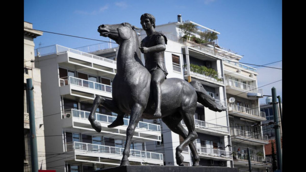 Ιστοσελίδα ισχυρίζεται ότι ο Μέγας Αλέξανδρος κατάγεται από τα Σκόπια