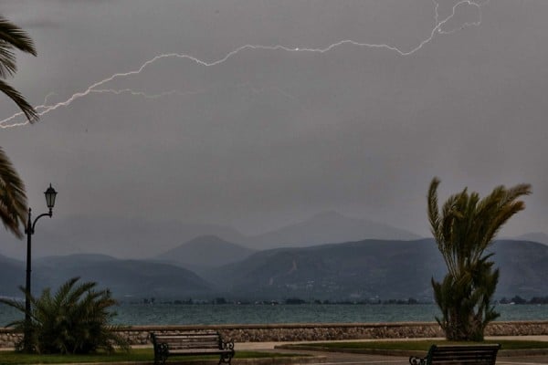 Άστατος ο καιρός και σήμερα - Σε ποιες περιοχές θα βρέξει