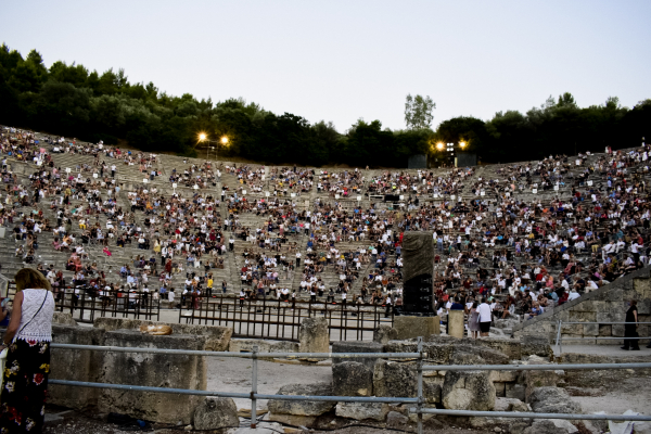 Αναβάλλεται λόγω στάσης εργασίας η πρεμιέρα της Μήδειας στην Επίδαυρο: Τι θα συμβεί με τα εισητήρια