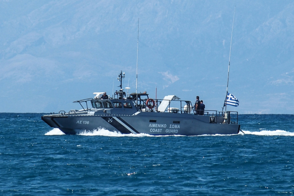 Ρόδος: Tαχύπλοο προσέκρουσε σε σκάφος του Λιμενικού- Τραυματίστηκε στέλεχος του πληρώματος