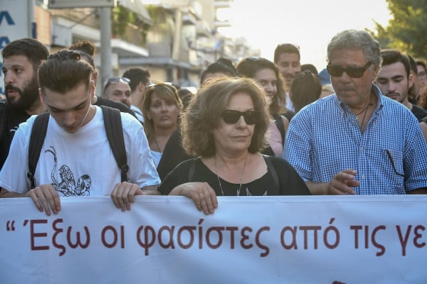 Κοσμοσυρροή στην πορεία για τα 6 χρόνια από την δολοφονία του Παύλου Φύσσα (pic)