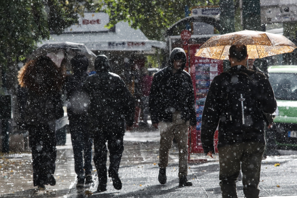 Συναγερμός για την κακοκαιρία, μήνυμα από το 112 στη... μισή Ελλάδα