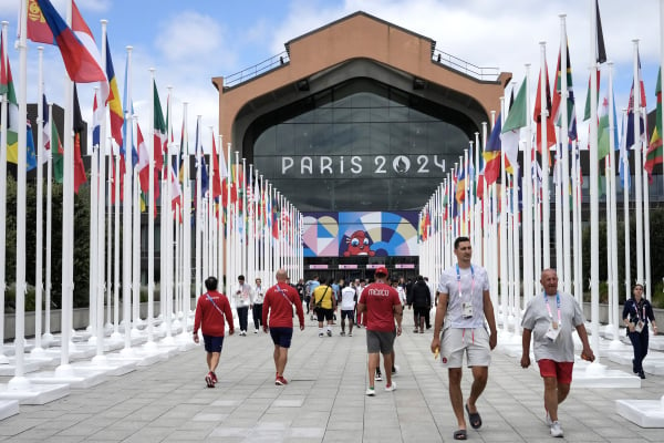 Το Παρίσι στο επίκεντρο του αθλητισμού και του... κορονοϊού - Ανησυχία για 15 εκατ. επισκέπτες