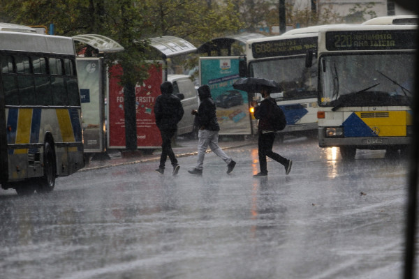 Καιρός: Ανοιξιάτικο σκηνικό την Καθαρά Δευτέρα - Ψυχρή εισβολή από Τρίτη σε όλη τη χώρα