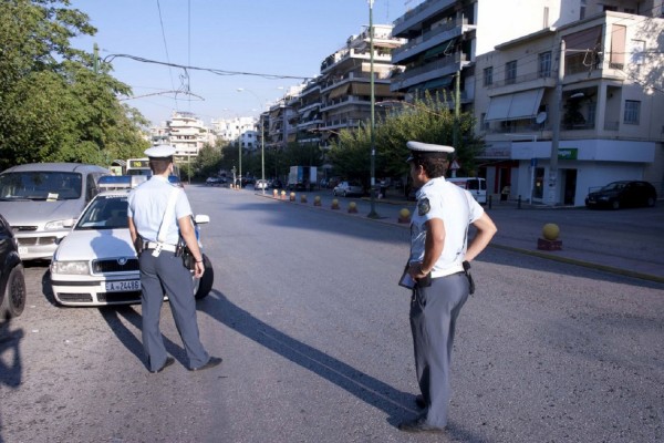 «Έβρεξε» πρόστιμα από την τροχαία - Πάνω από 30.000 παραβάσεις