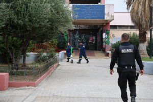 Γκράβα: Κλειστό το σχολικό συγκρότημα μέχρι να βρεθεί η αιτία της οσμής αερίου – Τι ζητά ο Χάρης Δούκας