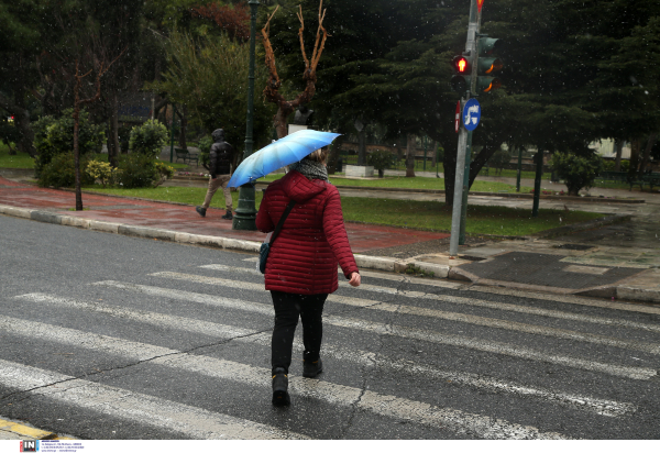 Μπόρες και καταιγίδες την Τετάρτη: Πού θα είναι άστατος ο καιρός αύριο