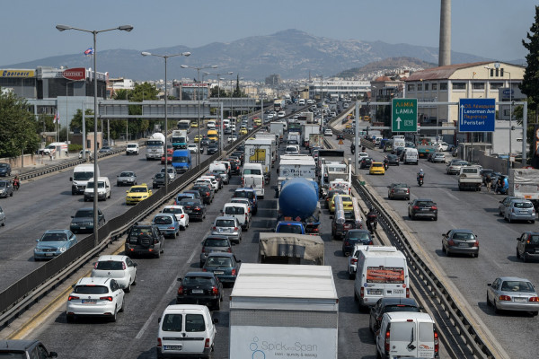 Τροχαίο στον Κηφισό προκάλεσε μεγάλο μποτιλιάρισμα