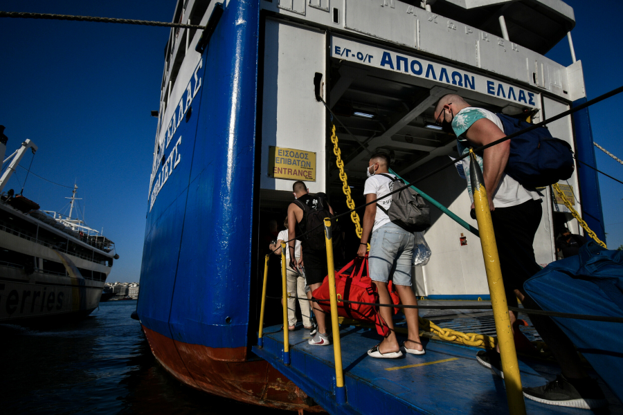 Η μεγάλη αλλαγή στη μετακίνηση εκτός νομού για τους ανήλικους