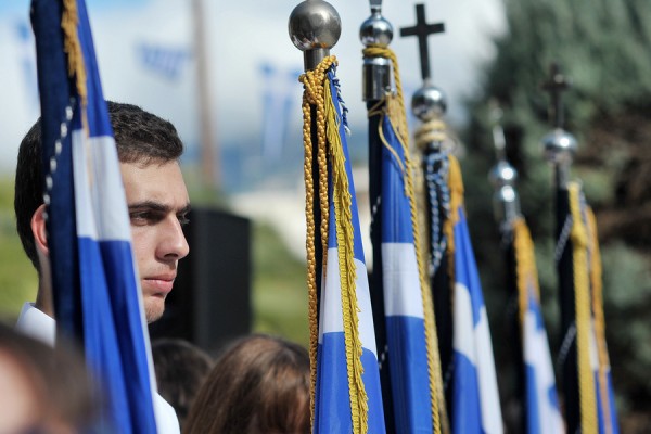 Χαμός στην Κοζάνη στην κλήρωση σημαιοφόρου για την παρέλαση