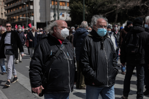 Συντάξεις Απριλίου: Πληρωμές από σήμερα φέρνει η 25η Μαρτίου