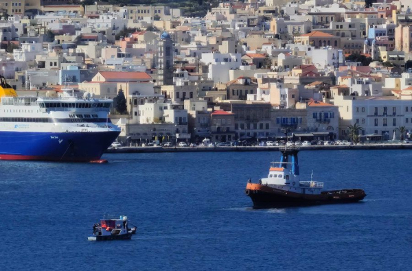 Εντοπίστηκε νεκρό παιδί στο λιμάνι της Σύρου