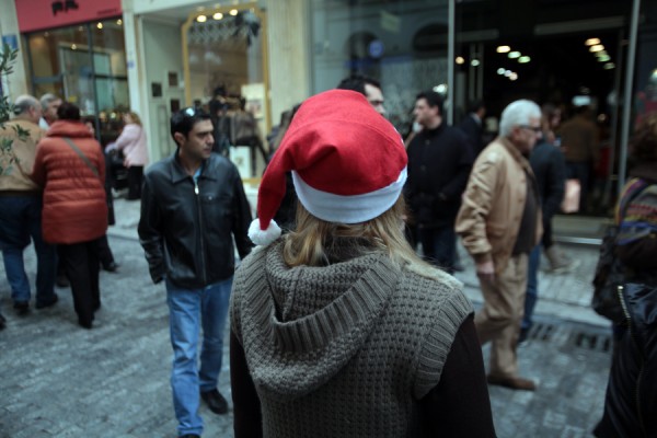 Δώρο Χριστουγέννων: Σήμερα 11/12 από τον ΟΑΕΔ, η προθεσμία για πληρωμή στον ιδιωτικό τομέα